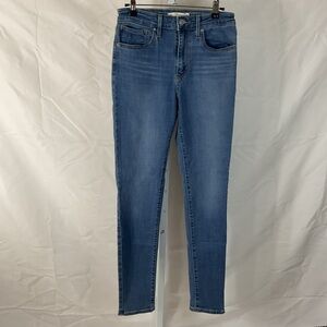 Classic Women's Skinny Jeans in Blue